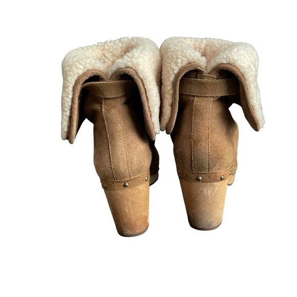Ugg Lynnea Clog Boots Tan Suede Sheepskin Lined Fold Over Cuff Size 7 - Picture 3 of 11